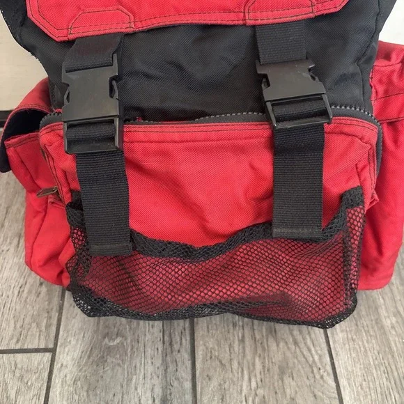 Vintage 90's Marlboro Gear Hiking Backpack - Picture 2 of 6